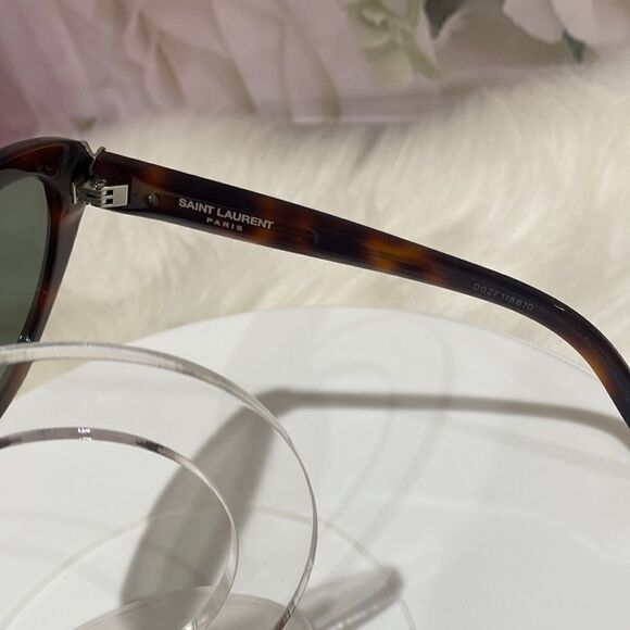 # Authentic-SAINT LAURENT woman's sunglasses - Picture 7 of 8